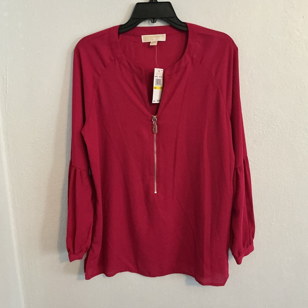 Michael Michael Kors NWT Woman’s Fushia Pink Blouse. Size Medium.